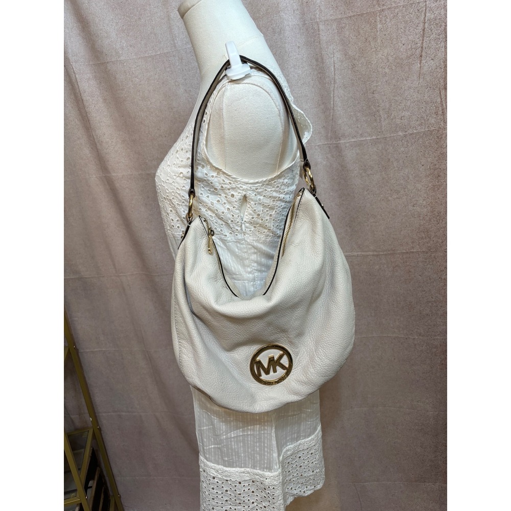 Michael Kors Fulton Large Hobo Bag Cream Pebbled Leather Gold Logo Shoulder Bag